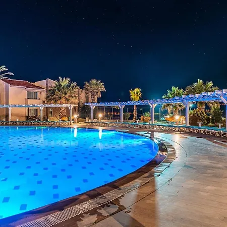 Ξενοδοχείο Dove & 4*