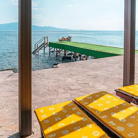 Ξενοδοχείο Dove & Assos