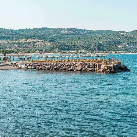 Dove & Ξενοδοχείο 4*